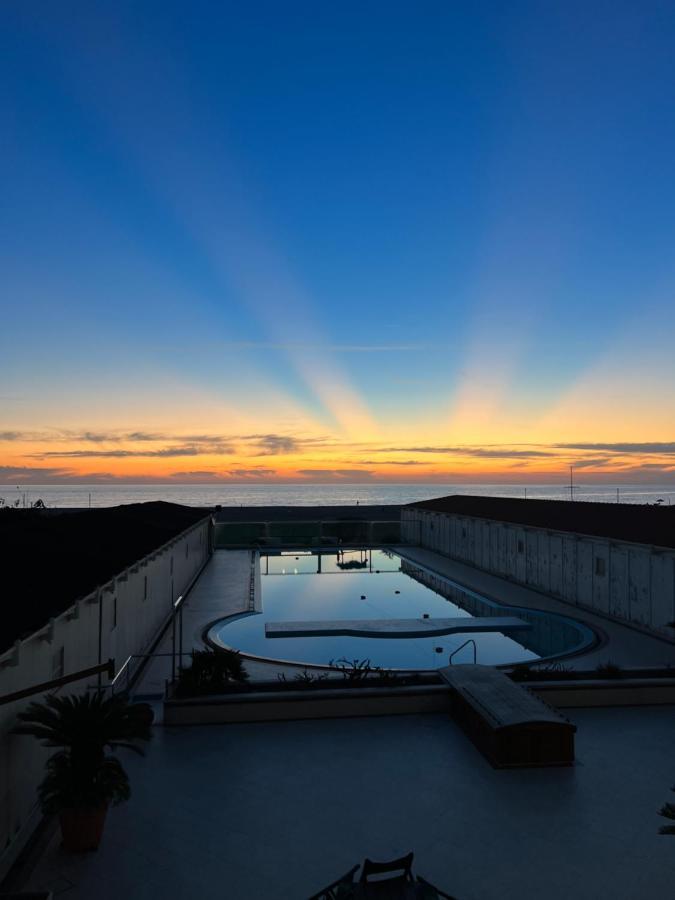 Amamare Apartments Viareggio Bagian luar foto